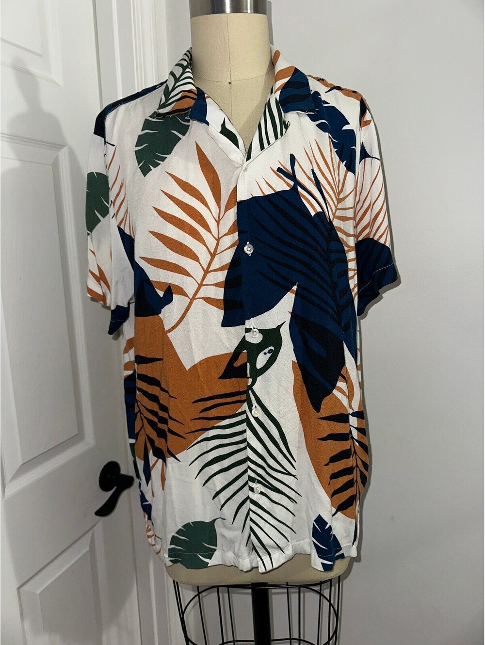 Denim & Flower Hawaiian Viscose Tropical Print Button XL